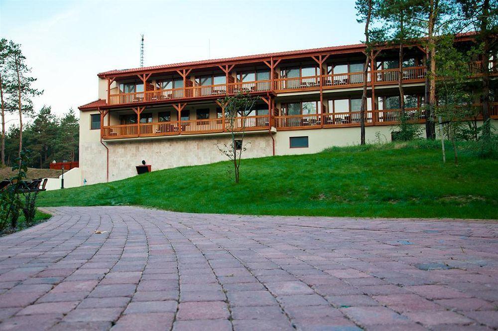 Erdospuszta Club Hotel Fenyves Debrecen Esterno foto